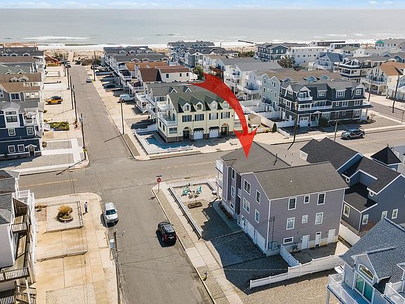 2nd image of 8000 Pleasure Ave #2