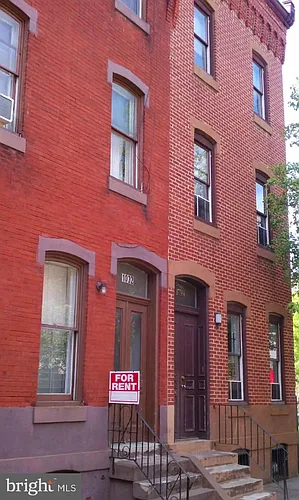 1732 W Diamond St #1 Photo 1
