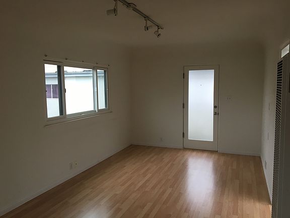 5th image of 1141 16th St