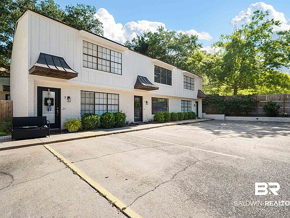 2nd image of 314 Gayfer Ct APT 2