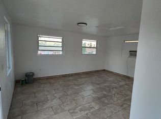 520 E Devonshire Ave #1/2, Hemet, CA 92543