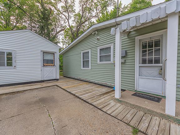 3rd image of 2509 Cimarron Dr
