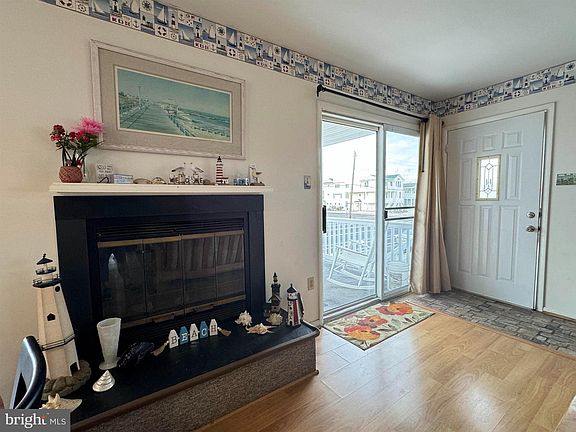3rd image of 5013 West Ave