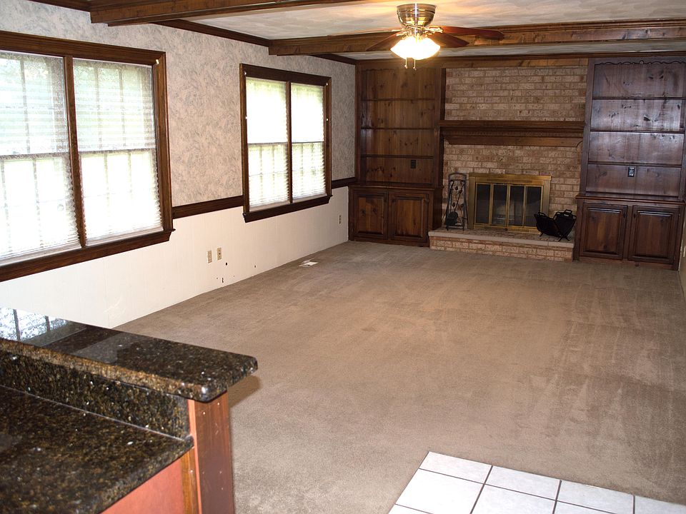 1st image of 1214 Lake Point Dr