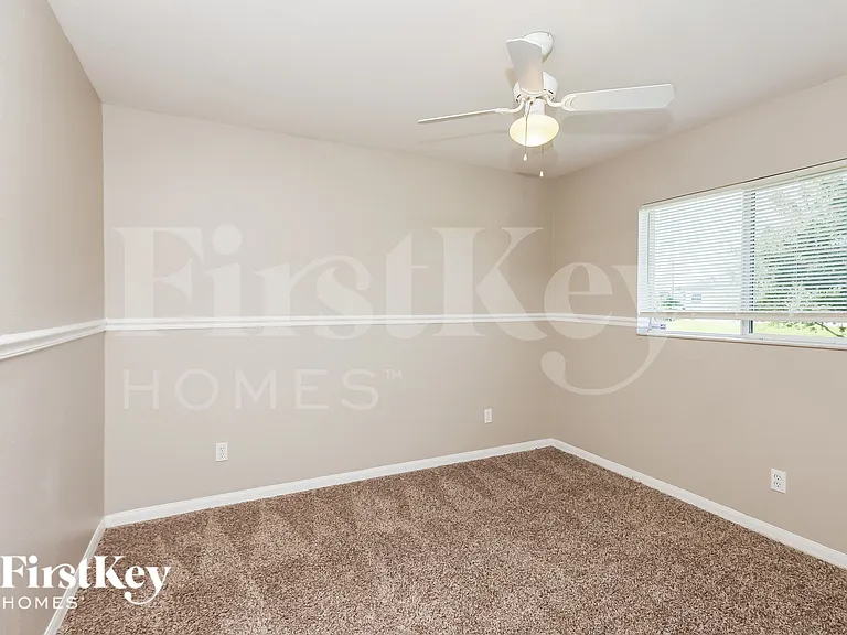 3807 25th St SW — Photo 15