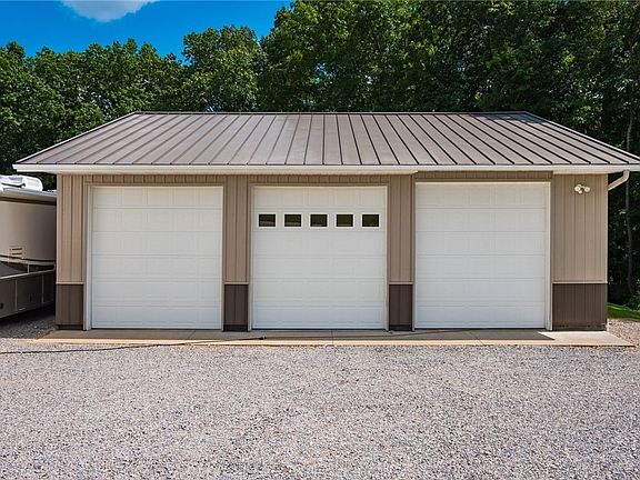 5th image of 3700 Stine Rd