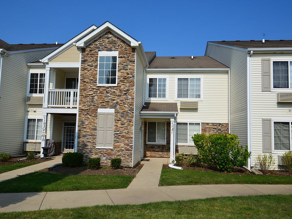 1st image of 1121 Silverstone Dr #0