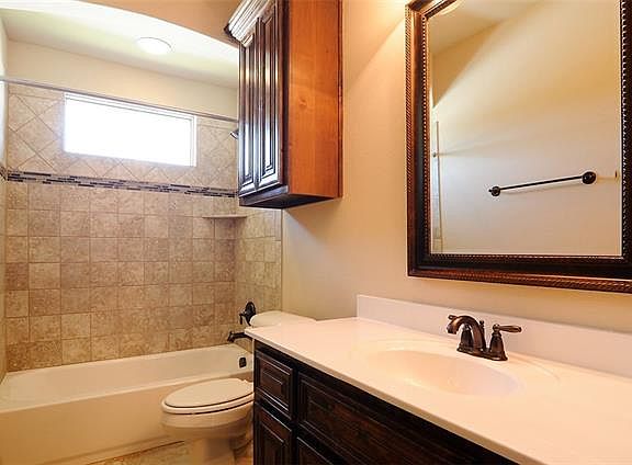 2nd image of 8337 Meadow Sweet Ln