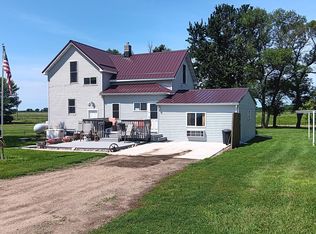 13552 394th Ave, Bath, SD 57427