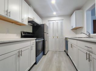 60 Greentree Ln APT 49, Weymouth, MA 02190