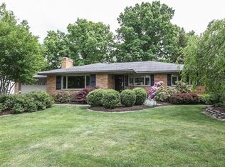 1075 Hrezent View Ln, Webster, NY 14580