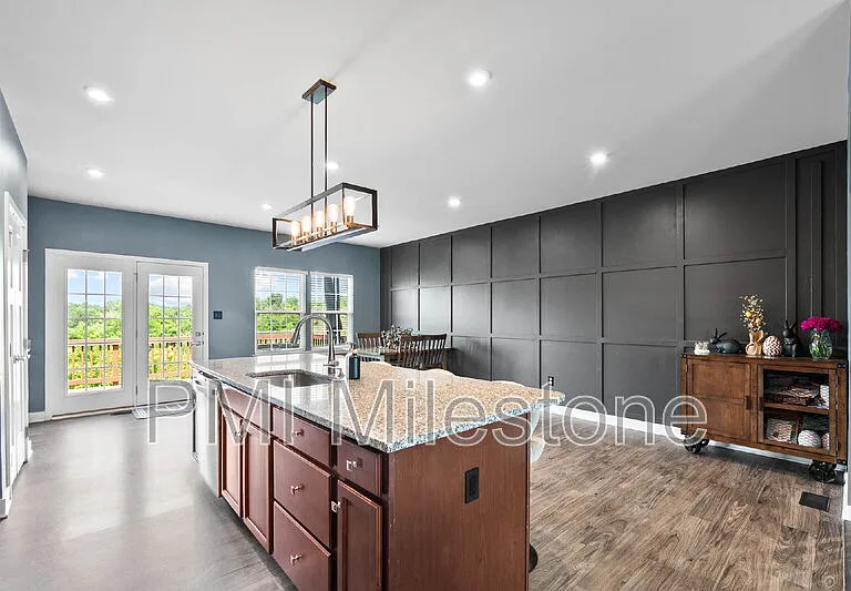 367 Ontario Dr #FALLING WATERS — Photo 20