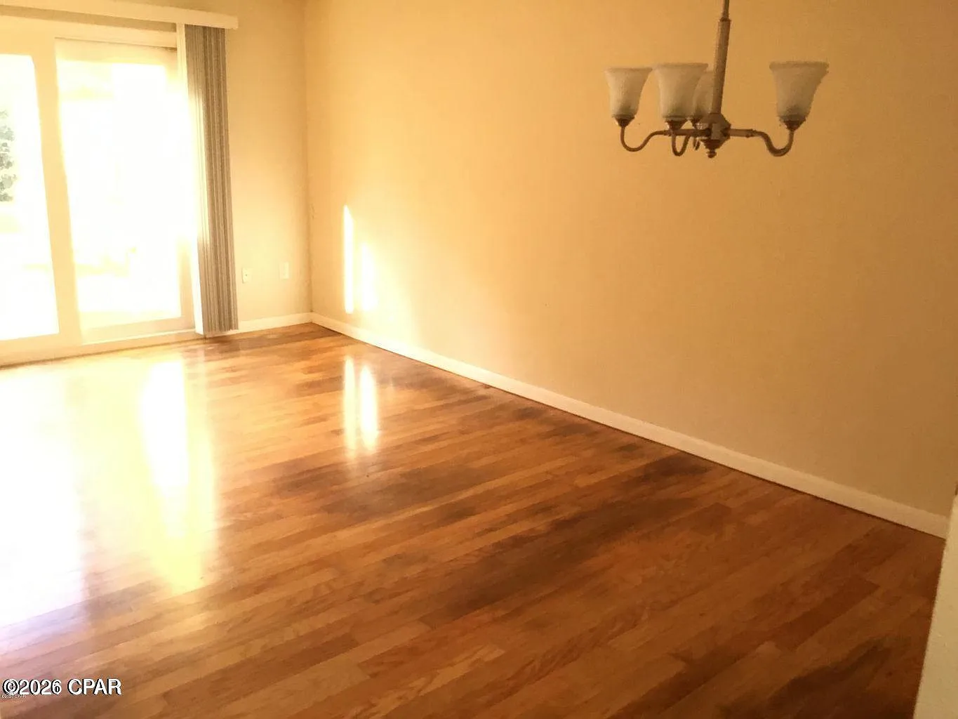 2 bed, 1.5 bath, 1164 sqft, $1,650 — Photo 4