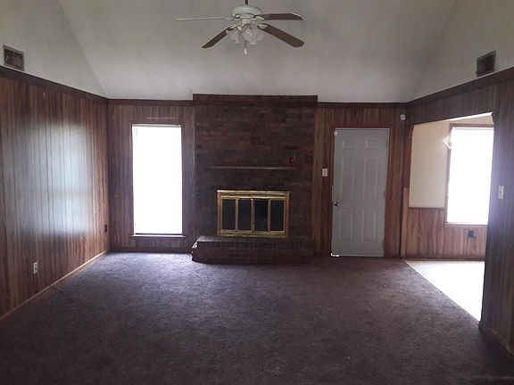 2nd image of 4588 Blandford Dr