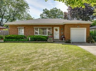 313 N Stewart Ave, Lombard, IL 60148