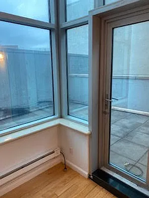 Rented by R New York | media 12