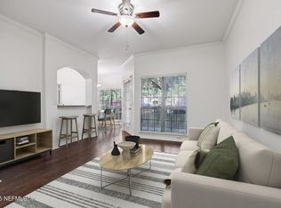 7800 POINT MEADOWS Drive #613, Jacksonville, FL 32256