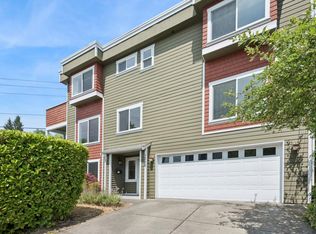 1226 N 48th St, Seattle, WA 98103