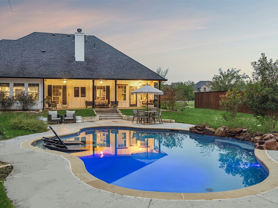 1st image of 4091 Tracy Ln