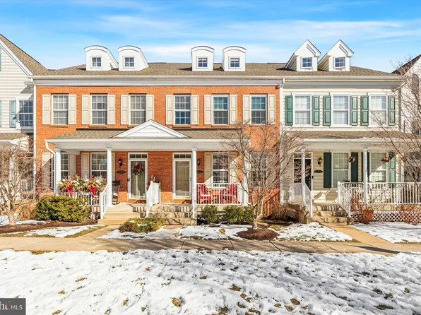 7 Kirkbride Ln, Doylestown, PA 18901