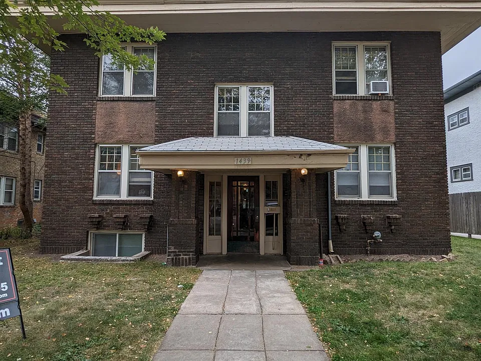 1439 Grand Ave #6
