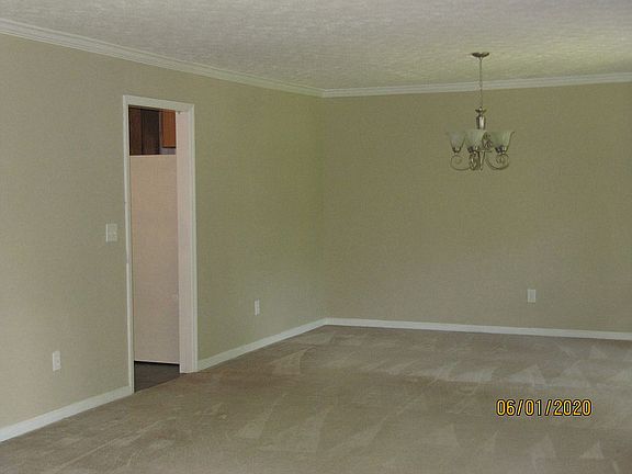 5th image of 491 Duchess Dr