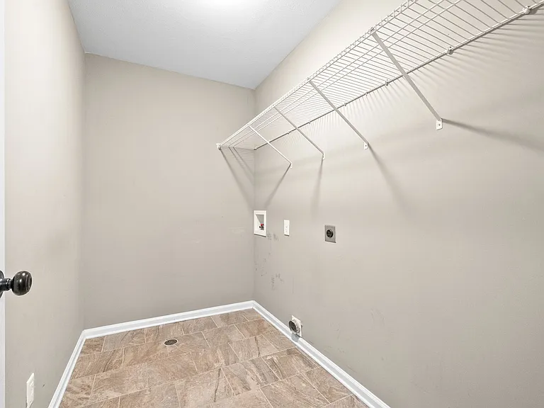 1362 Millet Dr — Photo 25
