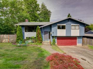 821 NW 8th Dr, Hillsboro, OR