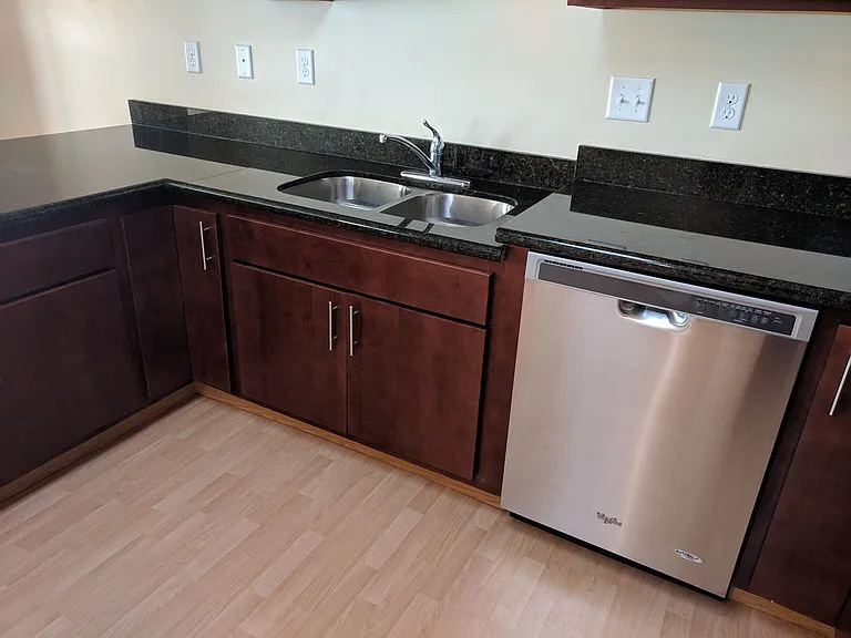 West Lake III Apartments — Photo 111