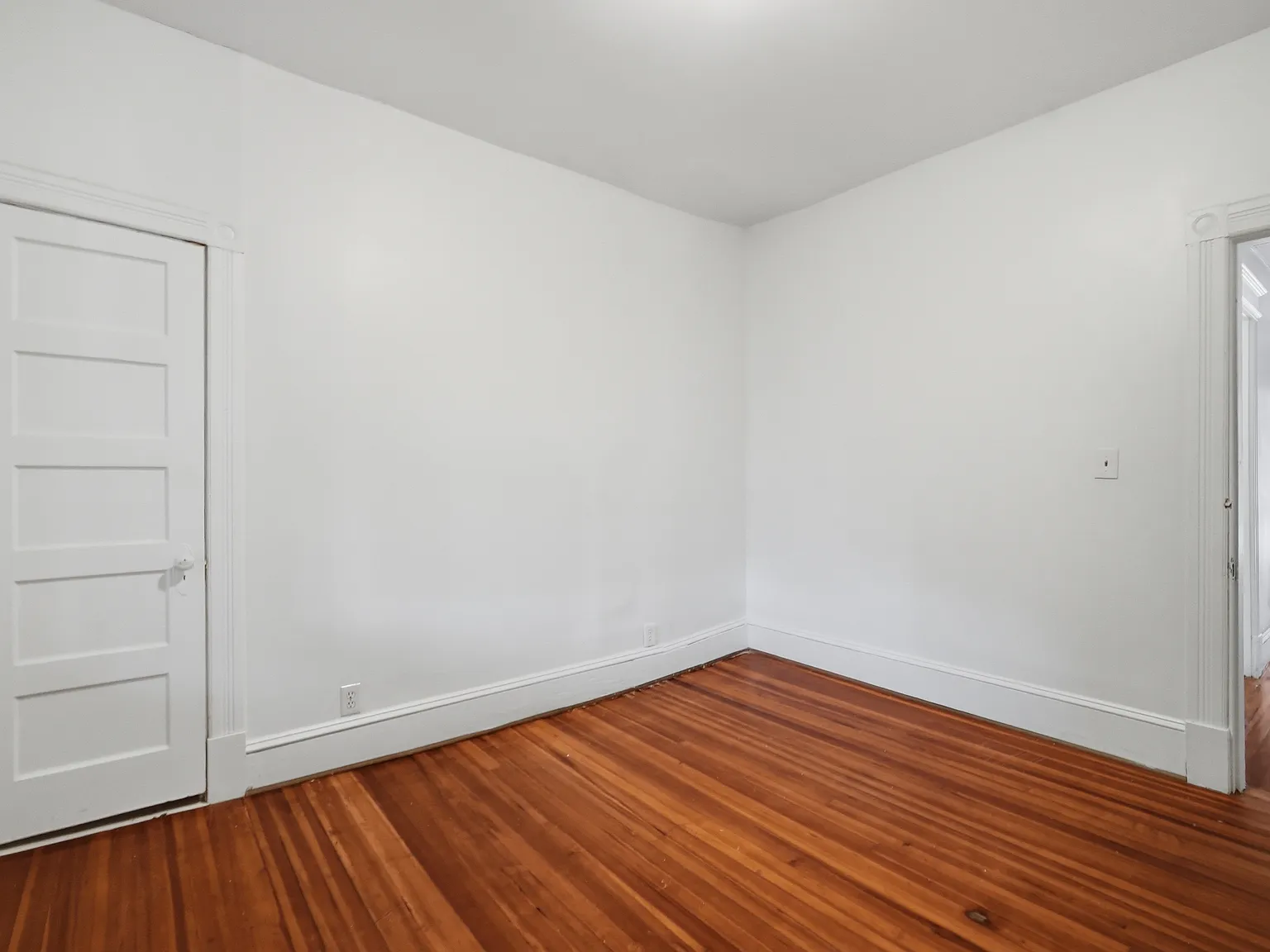 3 bed, $1,800 — Photo 4