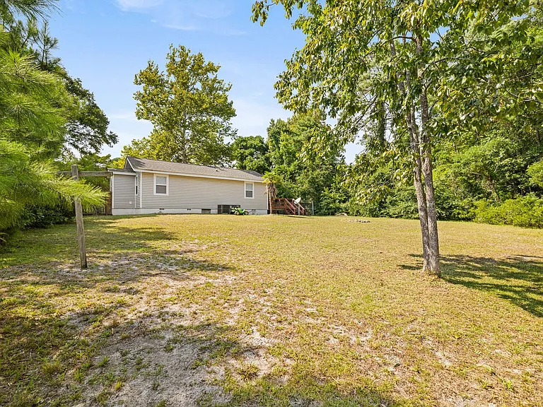 682 E Ocean Rd — Photo 26