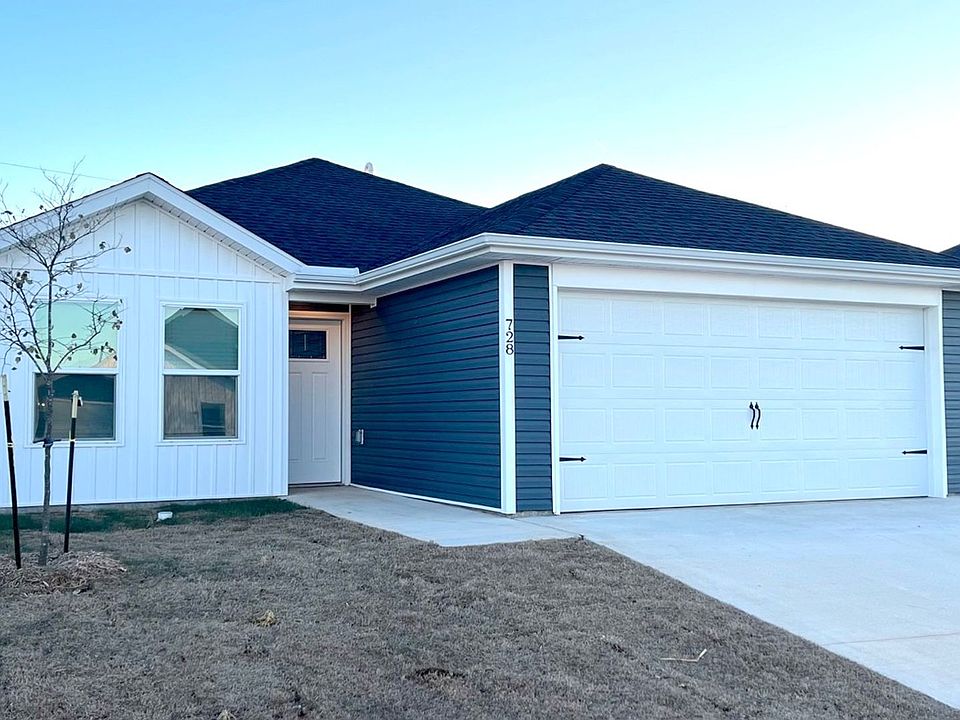 1st image of 728 Short Leaf Ln