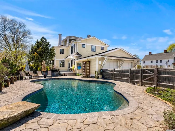 105 High Rd #105, Newbury, MA 01951