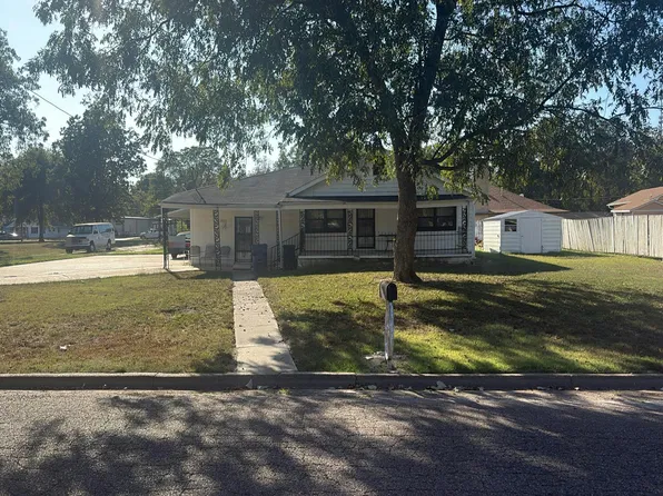 1824 Southland Dr, Cleveland, MS 38732