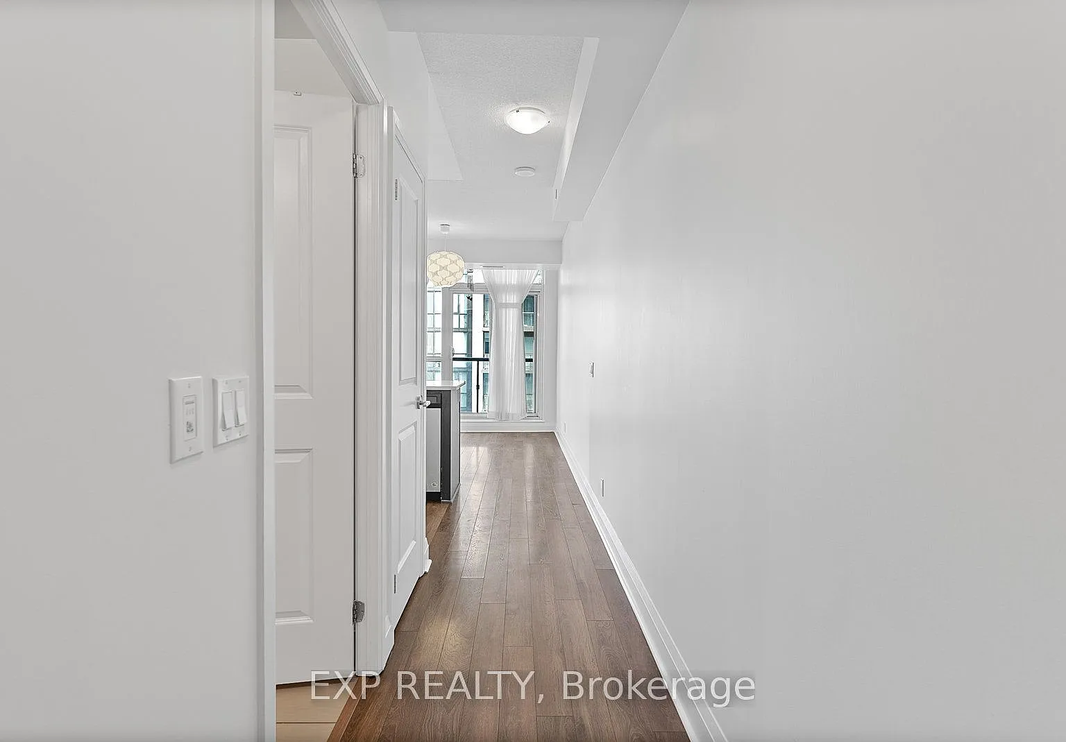 2 bed, $2,750 — Photo 2