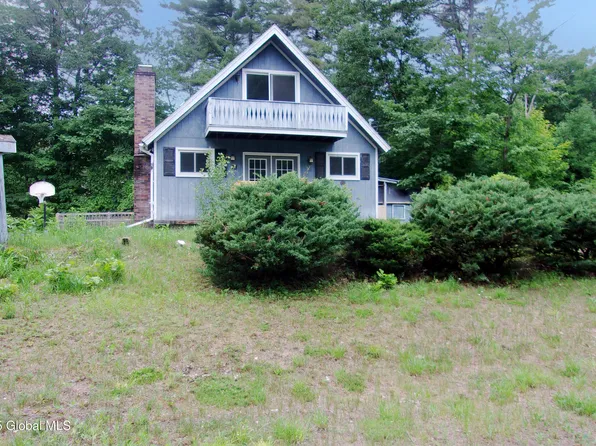 43 Bennett Road, Queensbury, NY 12804