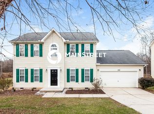 1032 Sandy Point Dr, Concord, NC 28025