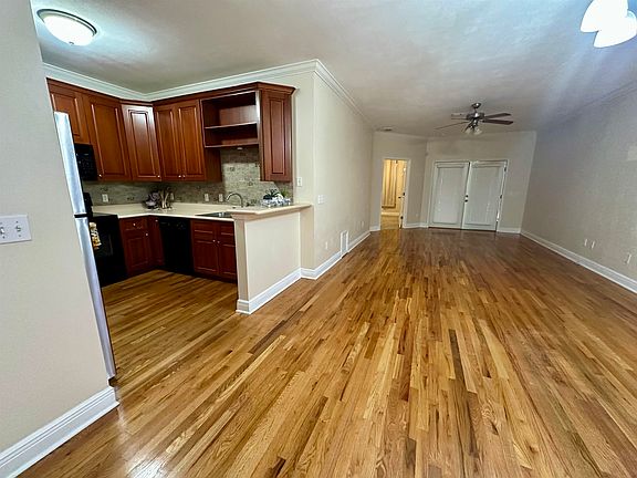 3rd image of 1575 Paul Russell Rd APT 102