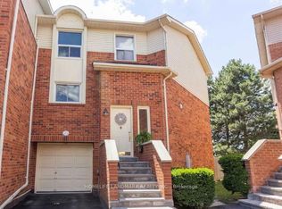 1550 Reeves Gate #16, Oakville, ON L6M3J3