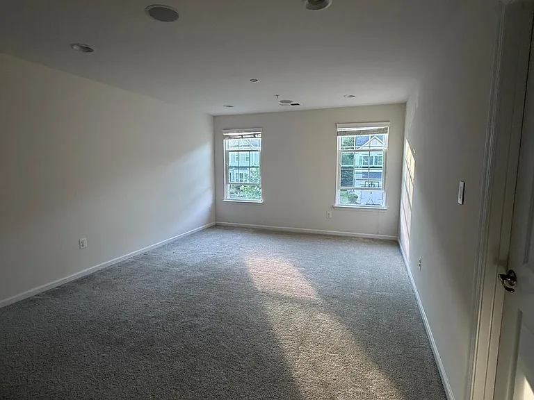 11543 Autumn Terrace Dr — Photo 18