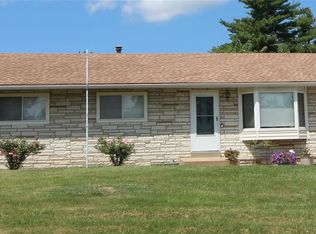 10139 Baptist Church Rd, Saint Louis, MO 63123