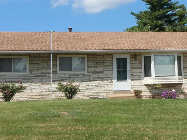 10139 Baptist Church Rd, Saint Louis, MO 63123