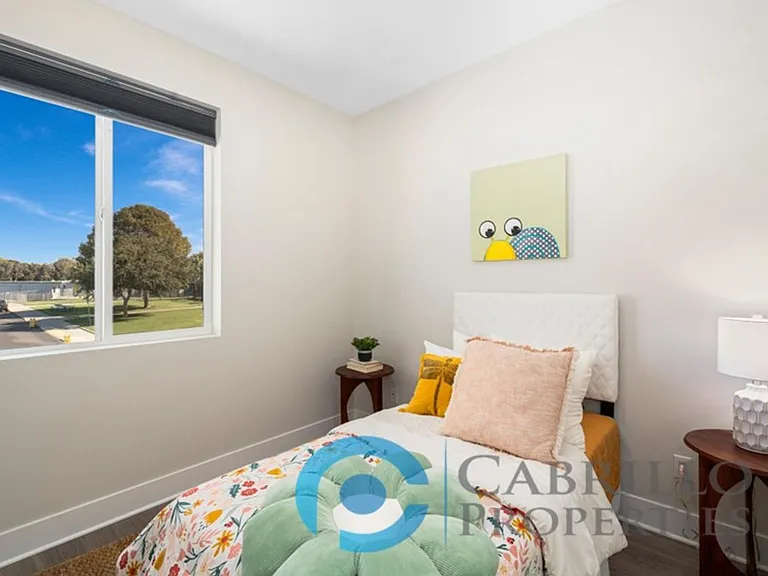 1675 Neptune Ave — Photo 105