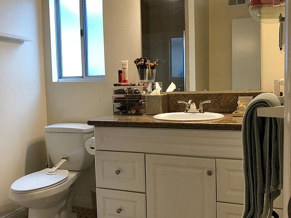 Bathroom1