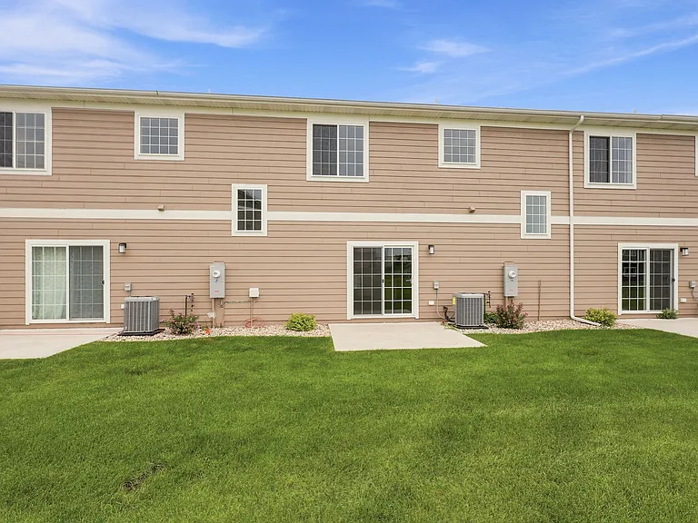1249 N Marion Rd #4 — Photo 9