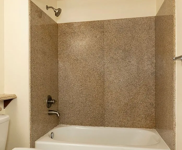 Howard Park Apartments — Photo 40