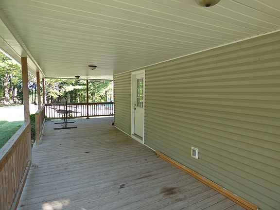 3rd image of 383 Windy Hill Dr