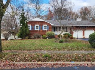 57 Laguna Dr, Wayne, NJ 07470