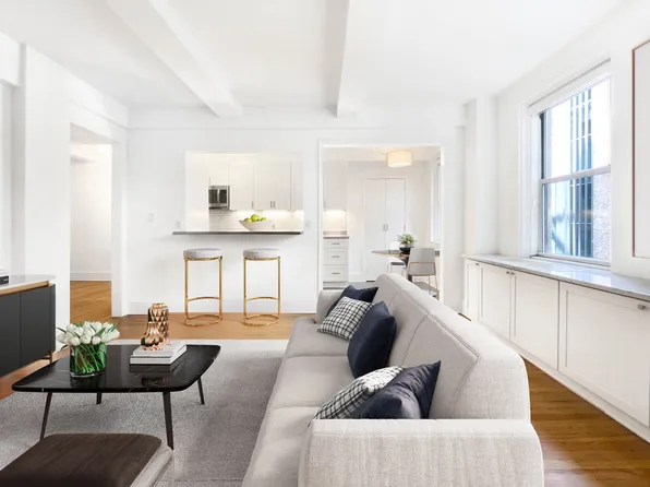 155 East 49th Street image 1 of 10