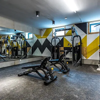 Rented by Nooklyn NYC LLC | media 87